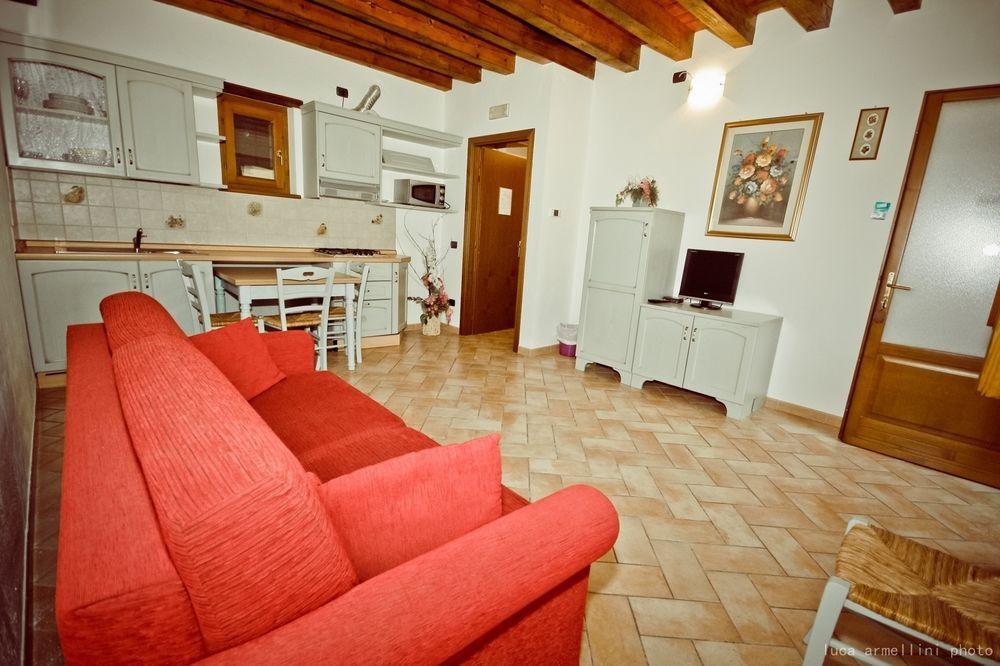 Agriturismo Cascina Boschi Apartman Volta Mantovana Kültér fotó